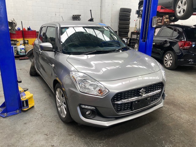 Suzuki Swift 2023   2171