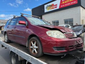 Toyota Corolla 2004          2228